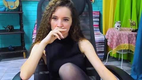 Snapshot of zianichols chatting on February 4, 2025, 7:11 pm zianichols online show from February 4, 2025, 7:11 pm