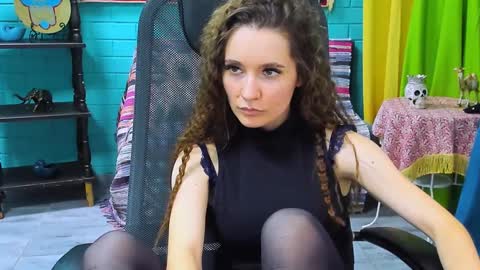 Snapshot of zianichols chatting on February 5, 2025, 3:31 pm zianichols online show from February 5, 2025, 3:31 pm