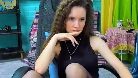 Snapshot of zianichols chatting on February 21, 2025, 7:54 pm zianichols online show from February 21, 2025, 7:54 pm