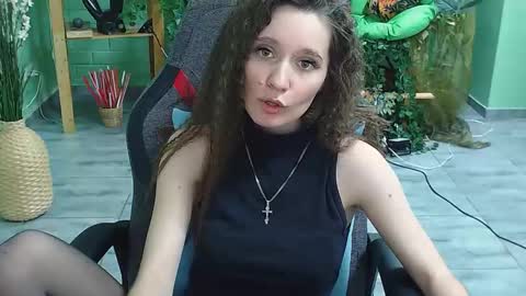 Snapshot of zianichols chatting on February 27, 2025, 9:04 pm zianichols online show from February 27, 2025, 9:04 pm