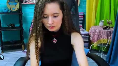 Snapshot of zianichols chatting on March 10, 2025, 4:03 pm zianichols online show from March 10, 2025, 4:03 pm