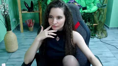 Snapshot of zianichols chatting on March 11, 2025, 9:26 pm zianichols online show from March 11, 2025, 9:26 pm