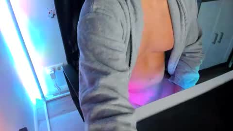 ziemlichflutschig online show from September 30, 2025, 3:44 am