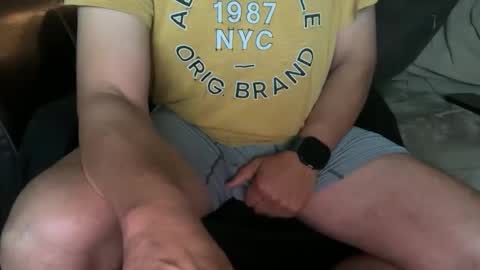 Zimmy22 online show from April 14, 2026, 9:37 am