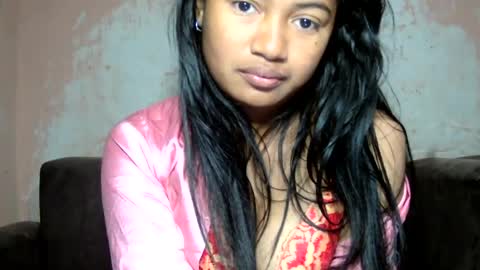 Snapshot of zina479102 chatting on July 28, 2026, 5:03 am elly online show from July 28, 2026, 5:03 am