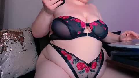 zinacorleone online show from October 25, 2025, 9:09 pm