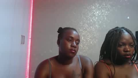 Snapshot of zinadine_ chatting on February 7, 2026, 7:23 am Zinadine online show from February 7, 2026, 7:23 am