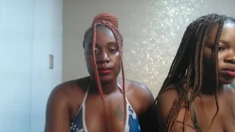 Snapshot of zinadine_ chatting on February 18, 2026, 2:40 am Zinadine online show from February 18, 2026, 2:40 am