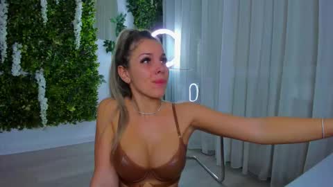 Galli online show from October 31, 2025, 8:54 pm