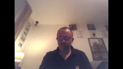 Zippi online show from September 16, 2025, 6:42 pm