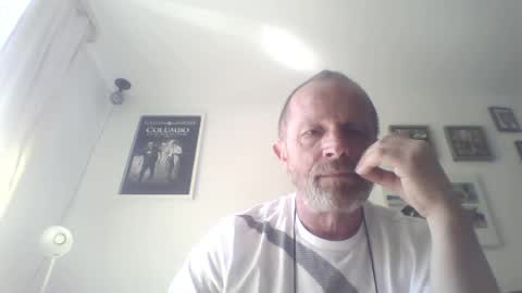 Zippi online show from April 26, 2026, 9:40 am