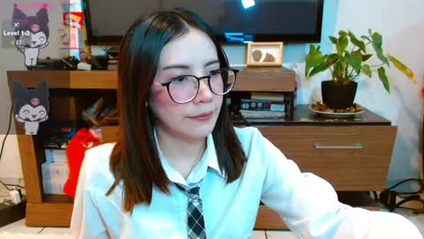 Snapshot of ziremya chatting on May 13, 2026, 11:00 pm Ziremya online show from May 13, 2026, 11:00 pm
