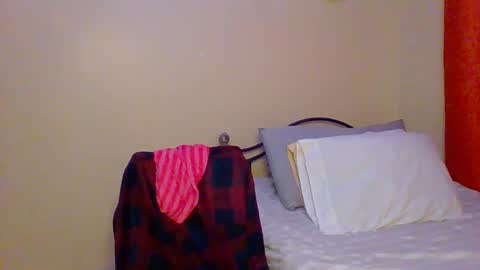 Snapshot of zlatann2012 chatting on March 5, 2025, 7:49 pm Zlatann2012 online show from March 5, 2025, 7:49 pm