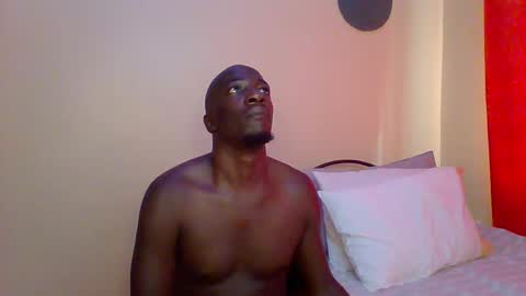 Snapshot of zlatann2012 chatting on March 7, 2025, 8:56 am Zlatann2012 online show from March 7, 2025, 8:56 am