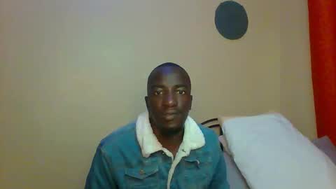 Snapshot of zlatann2012 chatting on March 10, 2025, 5:50 pm Zlatann2012 online show from March 10, 2025, 5:50 pm