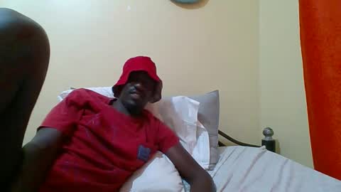 Snapshot of zlatann2012 chatting on September 13, 2025, 4:18 pm Zlatann2012 online show from September 13, 2025, 4:18 pm