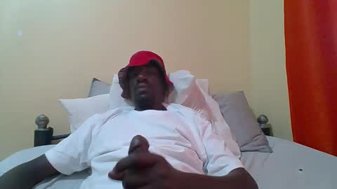 Snapshot of zlatann2012 chatting on September 30, 2025, 11:15 am Zlatann2012 online show from September 30, 2025, 11:15 am