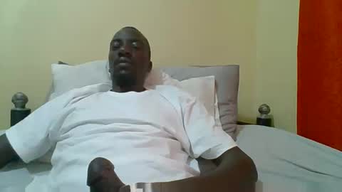 Snapshot of zlatann2012 chatting on October 1, 2025, 5:24 am Zlatann2012 online show from October 1, 2025, 5:24 am