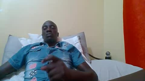 Snapshot of zlatann2012 chatting on October 3, 2025, 4:59 pm Zlatann2012 online show from October 3, 2025, 4:59 pm