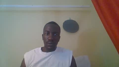 Snapshot of zlatann2012 chatting on November 23, 2025, 3:50 am Zlatann2012 online show from November 23, 2025, 3:50 am