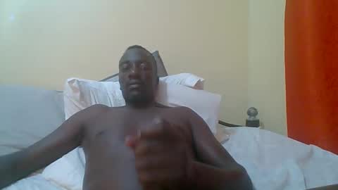 Snapshot of zlatann2012 chatting on November 23, 2025, 4:07 pm Zlatann2012 online show from November 23, 2025, 4:07 pm