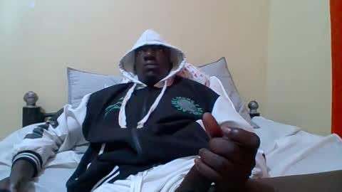 Snapshot of zlatann2012 chatting on January 10, 2026, 1:51 am Zlatann2012 online show from January 10, 2026, 1:51 am