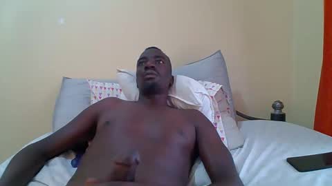 Snapshot of zlatann2012 chatting on February 2, 2026, 10:03 am Zlatann2012 online show from February 2, 2026, 10:03 am