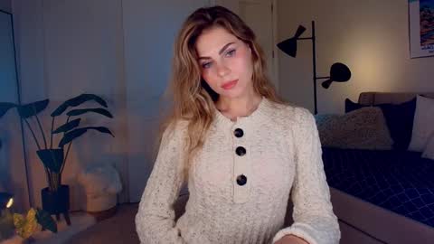 Zara  Join next live  at 5PM EST  online show from December 9, 2024, 10:52 pm