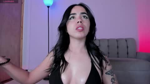 zoe online show from October 29, 2025, 1:57 pm