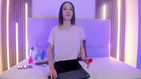 Zoe online show from July 2, 2026, 4:18 am