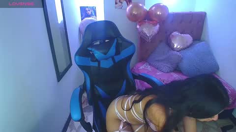 Z O E online show from February 7, 2025, 8:53 pm