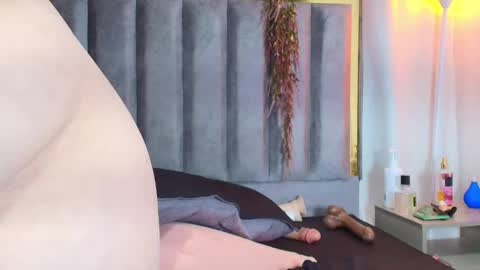 Zoe online show from February 14, 2026, 12:51 am