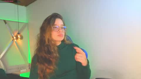 Snapshot of zoe_dear chatting on May 21, 2026, 1:40 pm zoe_dear online show from May 21, 2026, 1:40 pm