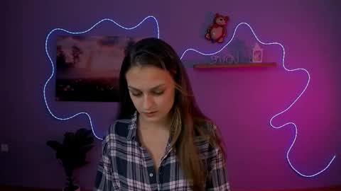 zoe_fiery online show from March 6, 2026, 9:06 am