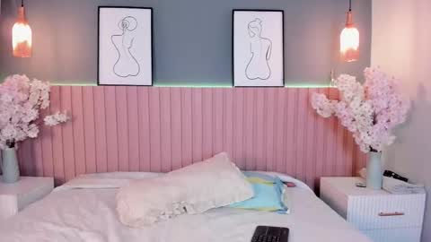 zoe_henderson online show from March 6, 2026, 3:25 am