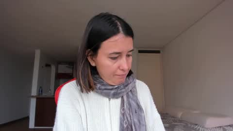 Snapshot of zoe_jeane_beker chatting on December 21, 2024, 10:19 pm ZOE online show from December 21, 2024, 10:19 pm