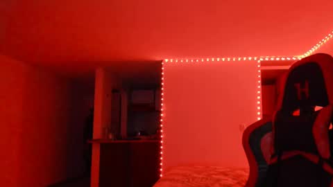 Snapshot of zoe_jeane_beker chatting on February 11, 2025, 3:08 am ZOE online show from February 11, 2025, 3:08 am