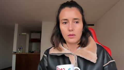 Snapshot of zoe_jeane_beker chatting on February 14, 2025, 10:04 pm ZOE online show from February 14, 2025, 10:04 pm