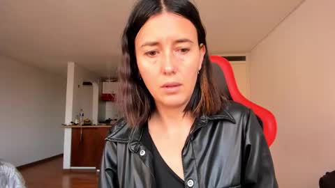 Snapshot of zoe_jeane_beker chatting on February 26, 2025, 10:31 pm ZOE online show from February 26, 2025, 10:31 pm