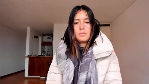 Snapshot of zoe_jeane_beker chatting on March 6, 2025, 9:42 pm ZOE online show from March 6, 2025, 9:42 pm