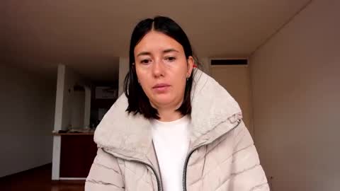 Snapshot of zoe_jeane_beker chatting on March 7, 2025, 9:38 pm ZOE online show from March 7, 2025, 9:38 pm