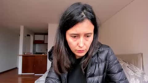 Snapshot of zoe_jeane_beker chatting on October 15, 2025, 7:47 pm ZOE online show from October 15, 2025, 7:47 pm