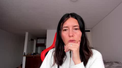 Snapshot of zoe_jeane_beker chatting on November 19, 2025, 9:15 pm ZOE online show from November 19, 2025, 9:15 pm