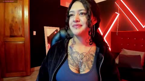 zoe  online show from July 9, 2026, 3:43 am