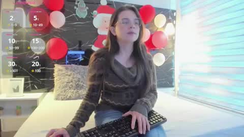 Zoe online show from December 22, 2025, 11:51 am