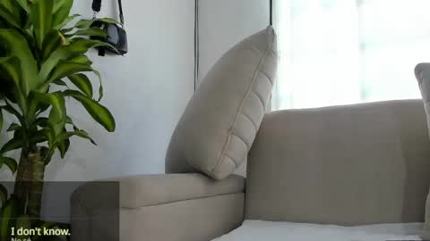 zoe_maddison19 online show from September 19, 2025, 7:14 pm