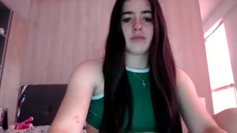 Zoe online show from December 2, 2024, 8:44 pm