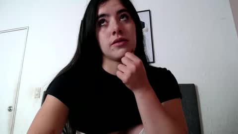 Zoe online show from January 14, 2025, 7:43 pm