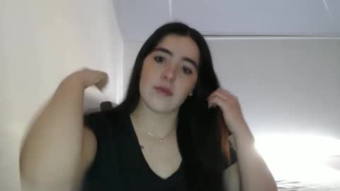 Zoe online show from April 7, 2026, 5:46 pm