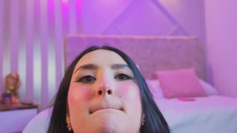 zoe_moon__ online show from April 11, 2026, 2:38 am